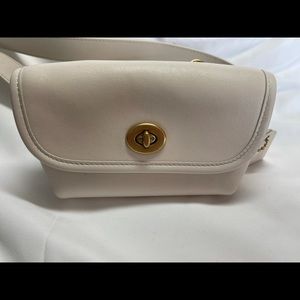 Coach chalk leather belt bag never used
